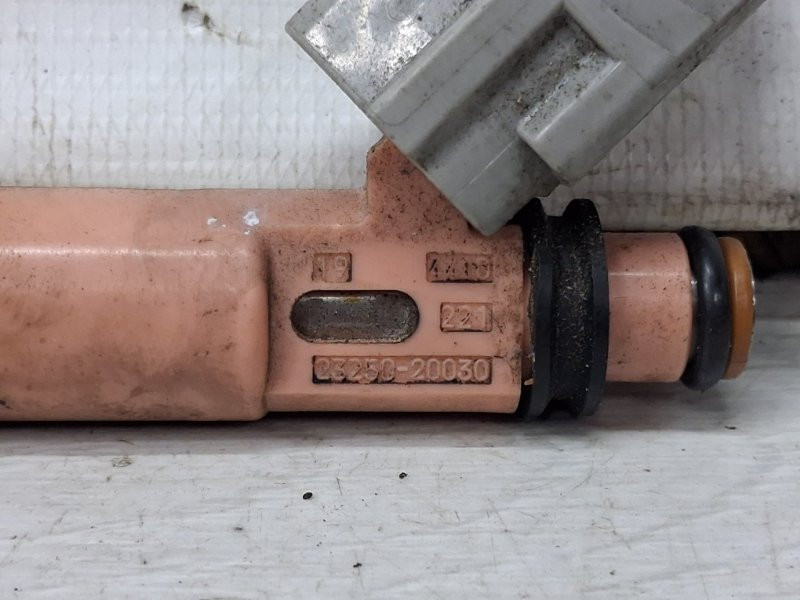 Форсунка топливная Toyota Camry XV30 3.0 БЕНЗИН 1MZFE 2001 (б/у) Київ - зображення 2