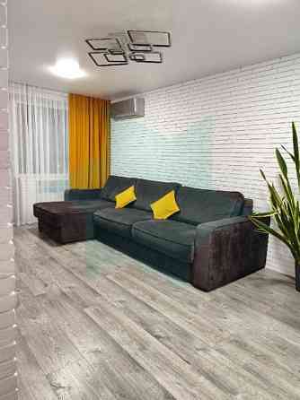 Продам. 2-к.кв. 8/9, пр.Олександра Поля 129 Днепр