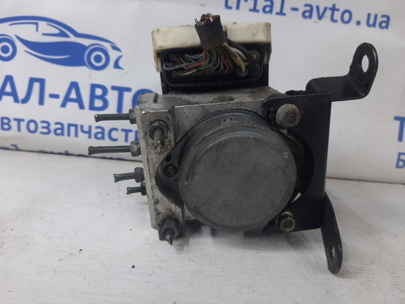 Блок abs Toyota Prado J120 3.0 DIESEL 1KDFTV 2002 (б/у) Киев - изображение 3