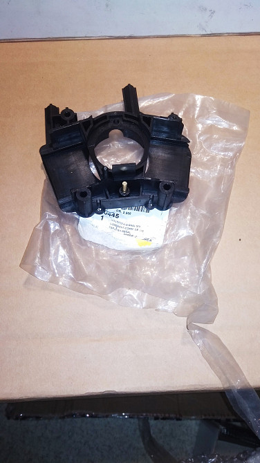 Корпус подрулевых переключателей Lanos Днепр - изображение 1