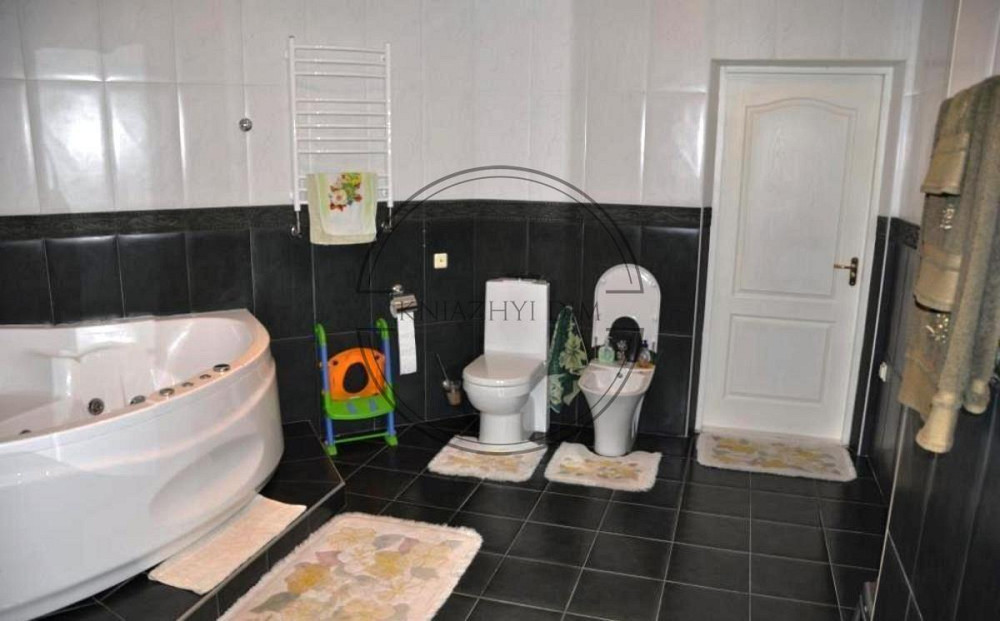 Без комісії! Простора, видова 3-х к. кв. м. Палац Україна. № 21104018 Киев - изображение 9