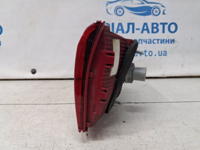 Фонарь задний внутренний правый Kia Sportage QL 1.7 DIESEL D4FD 2015 (б/у) Киев - изображение 3