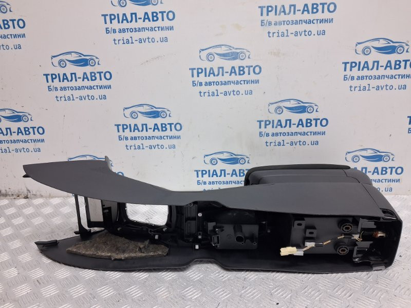 Подлокотник Toyota Avensis T25 2.0 DIESEL 1ADFTV 2002 (б/у) Київ - зображення 8