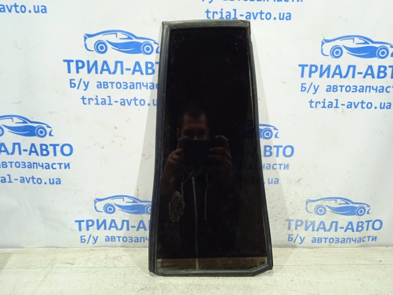 Стекло двери задней левой (форточка) Toyota Land Cruiser J100 1998 (б/у) Киев - изображение 3