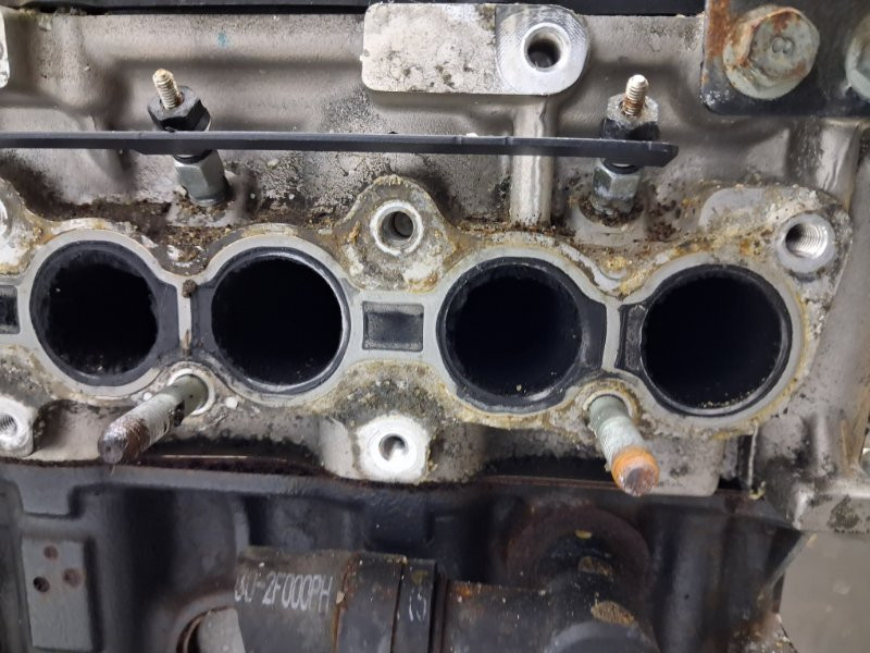 Двигатель под АКПП Hyundai Santa fe CM 2.2 DIESEL D4HB 2005 (б/у) Киев - изображение 7