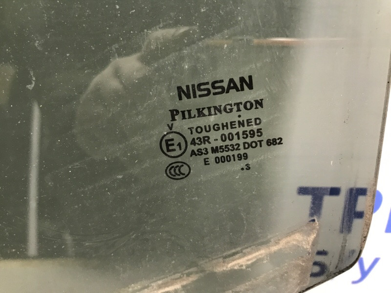Стекло двери заднее левое Nissan Qashqai J11 1.5 DIESEL K9K 2013 (б/у) Киев - изображение 3