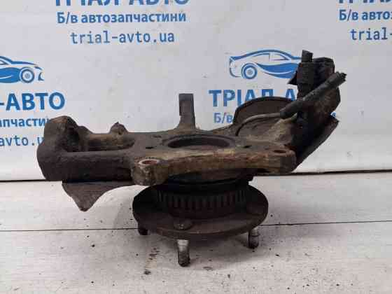 Кулак поворотный левый со ступицей Kia Sorento BL 2.5 DIESEL D4CB 2002 (б/у) Киев