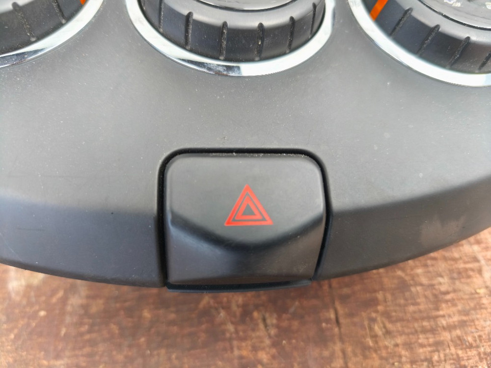 Кнопка аварийки Nissan Note E11 2005-2012 Ковель - зображення 1