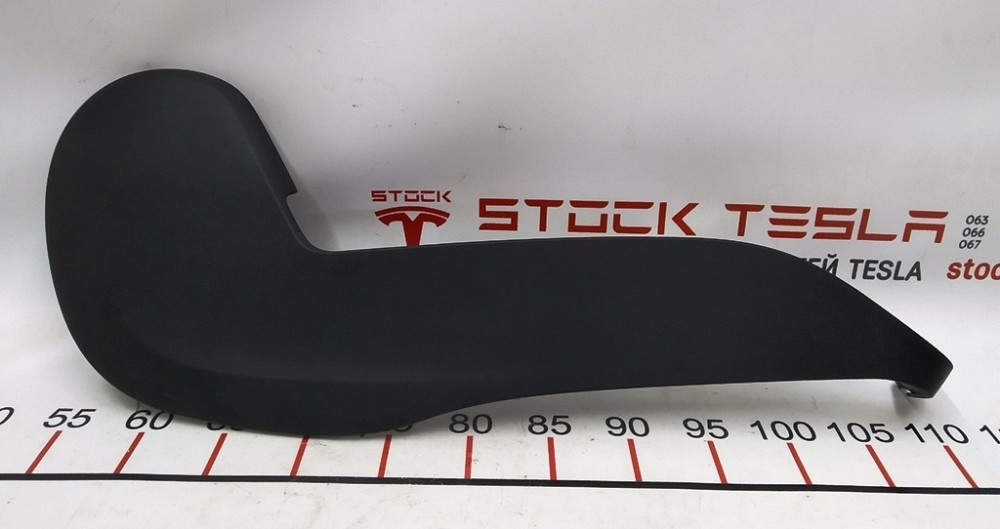 Накладка декоративная сиденья водителя нижняя правая Tesla model X, model S REST 1083453-00-A Київ - зображення 1