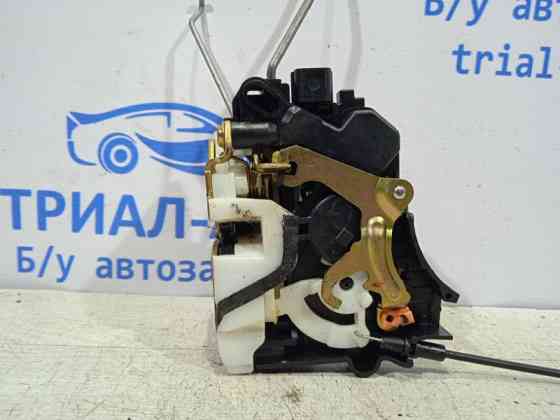 Замок двери передний правый Mitsubishi Lancer 9 1.6 БЕНЗИН 4G18 2003 (б/у) Київ