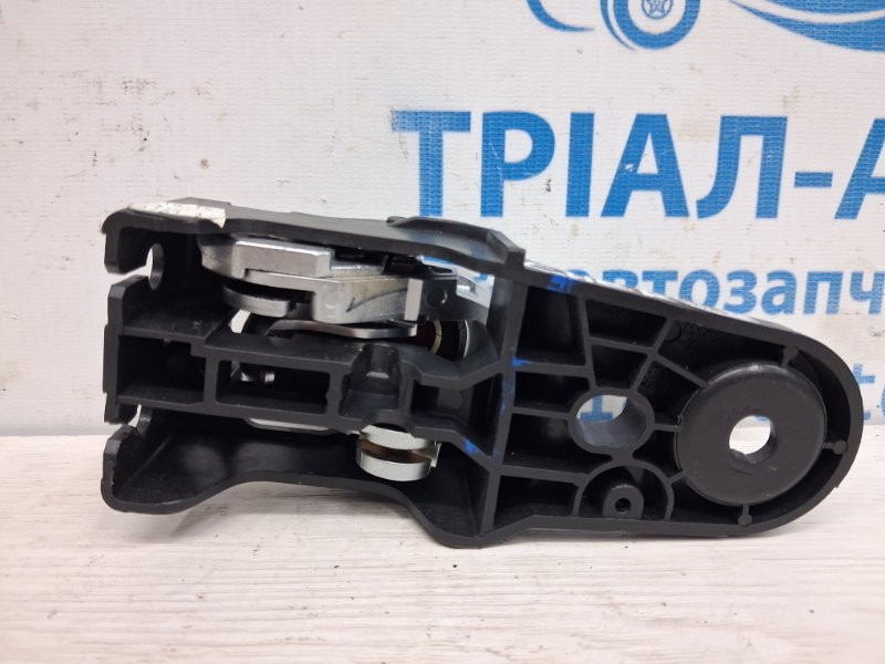 Ручка двери внутренняя левая Jeep Cherokee 2013-2019 68227251AA (Арт. 76373) Київ - зображення 3