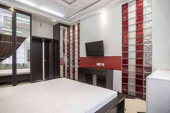 продажа 2-к квартира Киев, Печерский, 129999 $ Київ