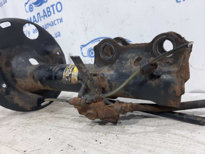 Амортизатор передний правый Toyota RAV 4 A30 2.0 БЕНЗИН 1AZFE 2005 (б/у) Київ - зображення 2
