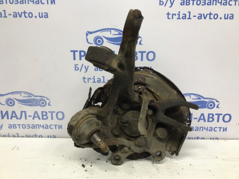 Цапфа задняя левая со ступицей Toyota Avensis T25 1.8 БЕНЗИН 1ZZFE 2002 (б/у) Киев - изображение 1