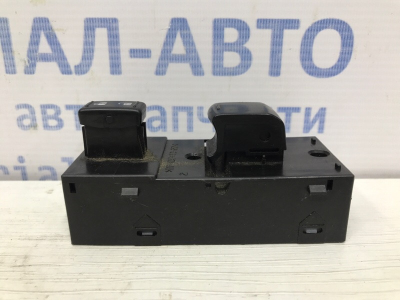 Кнопка стеклоподъемника Nissan Tiida C11 1.6 БЕНЗИН HR16 2004 перед. (б/у) Київ - зображення 1