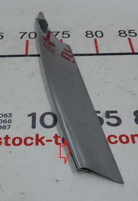 1Накладка люверса нижняя левая хром с повреждением Tesla model S 6009388-00-C Київ - зображення 4