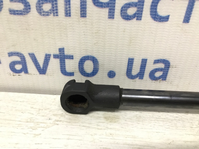 Амортизатор капота Toyota RAV 4 A30 2.2 DIESEL 2ADFTV 2005 (б/у) Київ - зображення 3