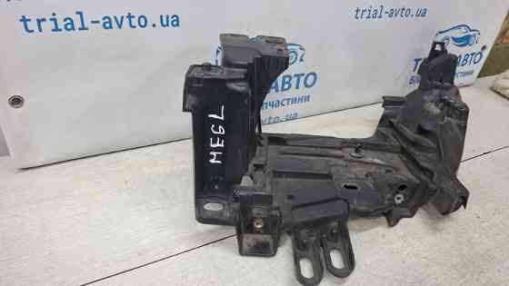 Площадка под фару Renault Megane 2008-2016 622232066R (Арт. 73373) Київ