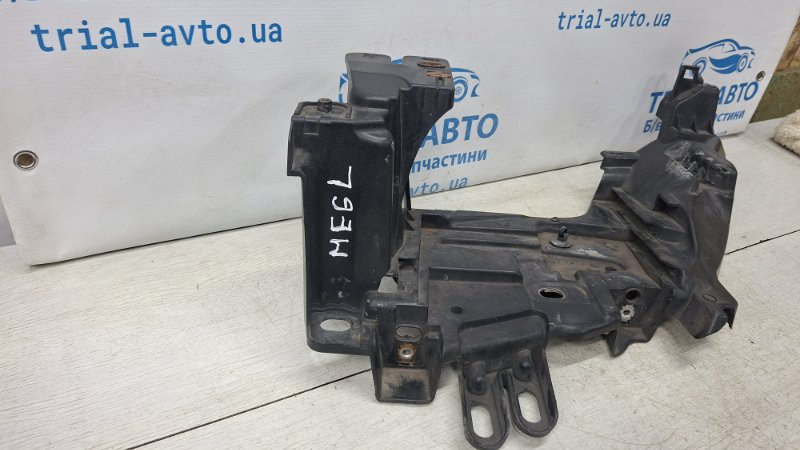 Площадка под фару Renault Megane 3 1.5 DIESEL K9K 2008 лев. (б/у) Киев - изображение 1