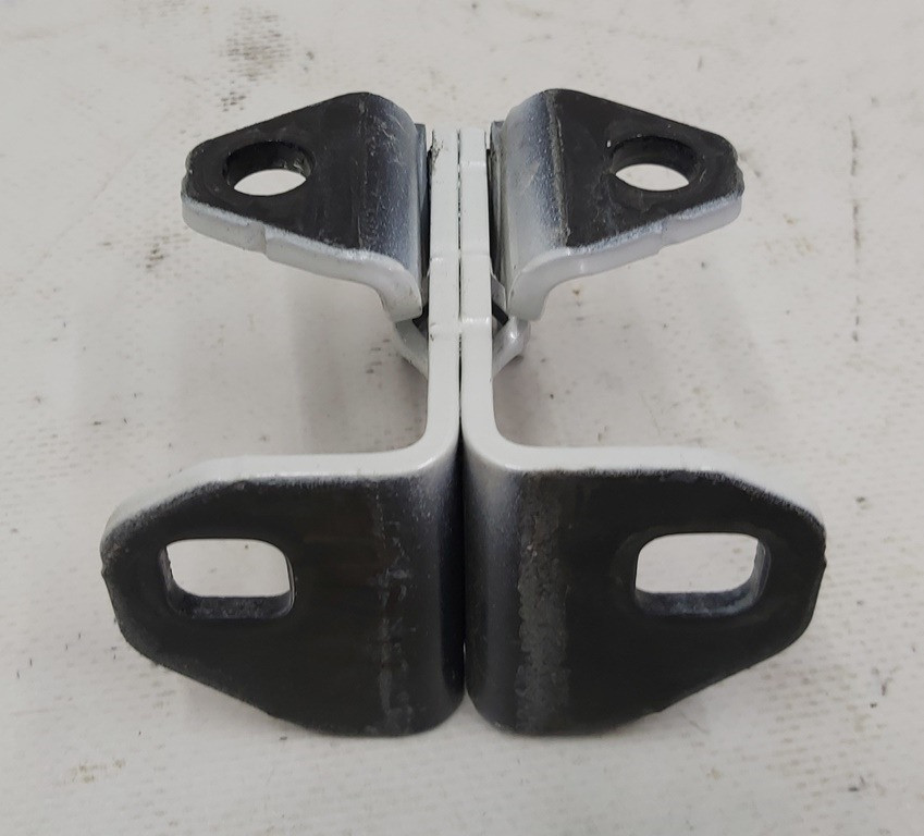 Петля двери передней левая/правая нижняя PPSW Tesla model X 1045538-00-H Киев - изображение 3