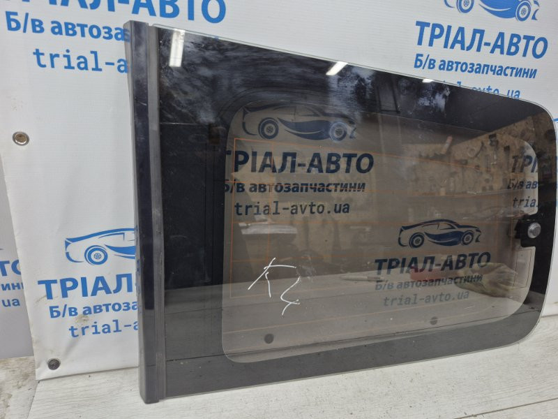 Стекло в кузов заднее левое Mitsubishi Pajero Wagon 4 3.2 ДИЗЕЛЬ 4M41 2006 (б/у) Київ - зображення 2