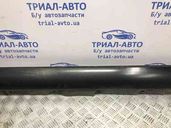 Накладка порога внешняя левая Toyota Avensis T25 1.8 БЕНЗИН 1ZZFE 2002 (б/у) Киев