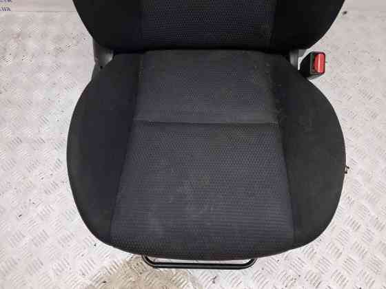 Сиденье переднее правое Mazda 3 BK 1.6 БЕНЗИН Z6 2003 (б/у) Київ