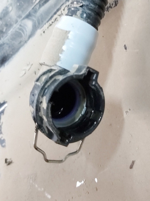 Патрубок системы охлаждения основной батареи (RWD) Tesla model 3 1530118-00-A Киев - изображение 4