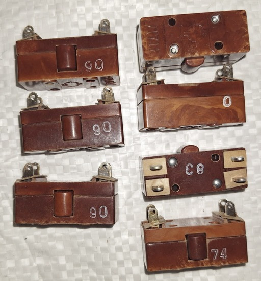 Д711 мікровимикач Сумы - изображение 1