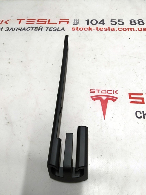 1Заглушка салазки сиденья передняя правая пассажирская Tesla model X 1061614-00-E Киев - изображение 3