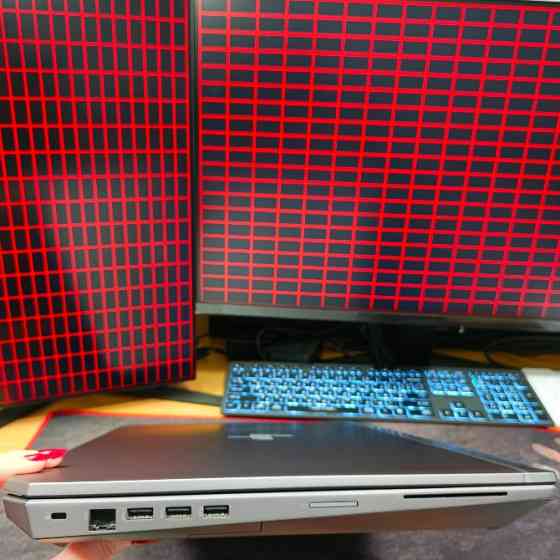 Ноутбук HP Zbook 17 G5 i7-8850H 32/512gb SSD m.2 NVMe Nvidia Quadro P4200 8gb IPS 17.3 Київ