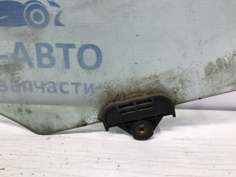 Скло дверцят заднє праве Kia Ceed ED 1.6 DIESEL D4FB 2007 (б/у) Київ - зображення 2