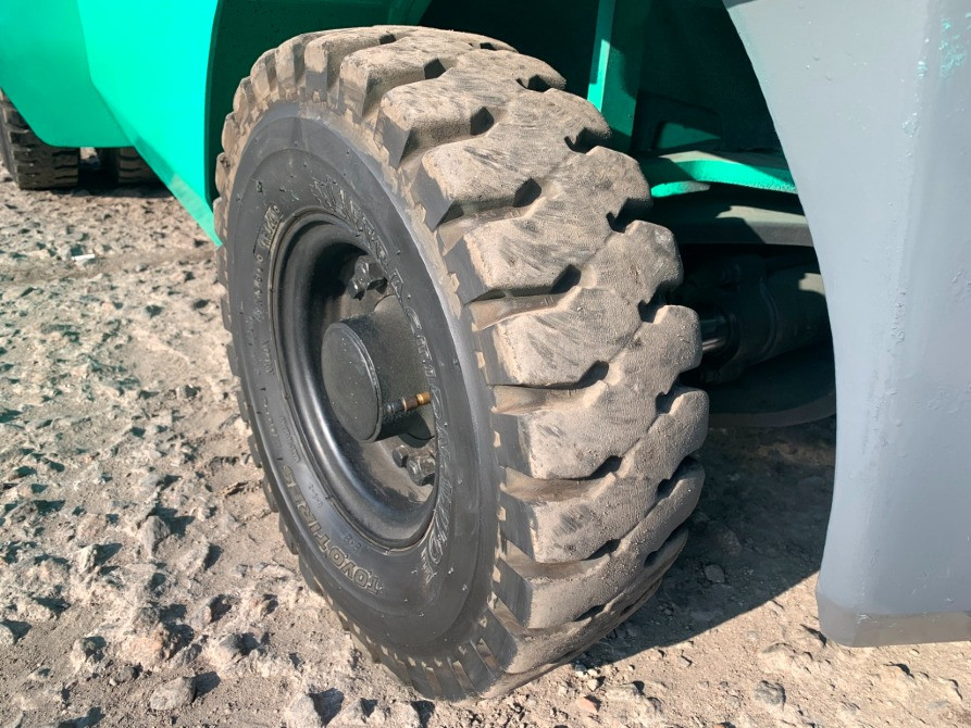 Автонавантажувач вилковий Mitsubishi, на спарці пневмо, з щоглою триплекс 5.5 метрів. Ивано-Франковск - изображение 10