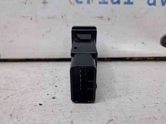 Кнопка аварийки Toyota Avensis T25 2.2 DIESEL 2ADFTV 2002 (б/у) Киев