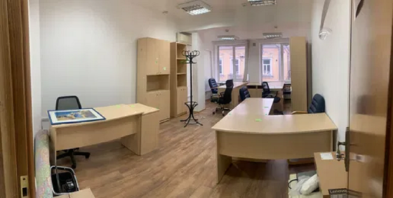 Контрактова пл метро, вул Хорива 1а, офіс 117м Київ