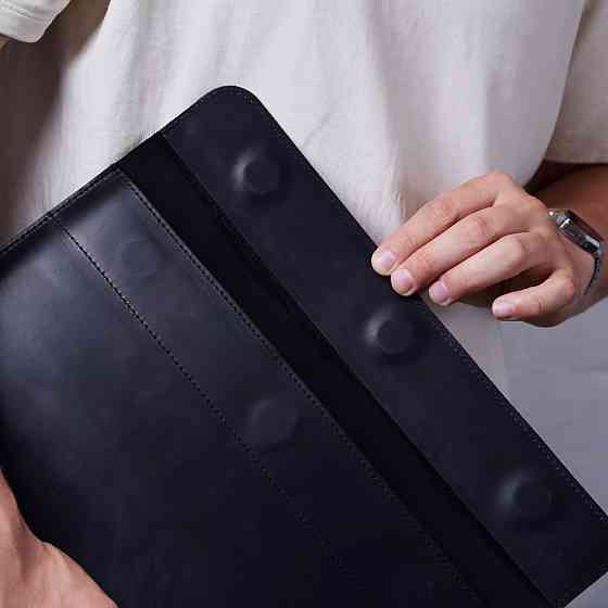 Чехол для ноутбука винтажный Incarne Klouz MacBook Pro 13" 2016-2025 klouz-black-vintage-pro-13 черн Київ