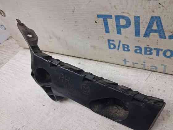 Кронштейн бампера передний правый Mazda 3 2013-2019 BHN1500T1F (Арт. 86231) Киев