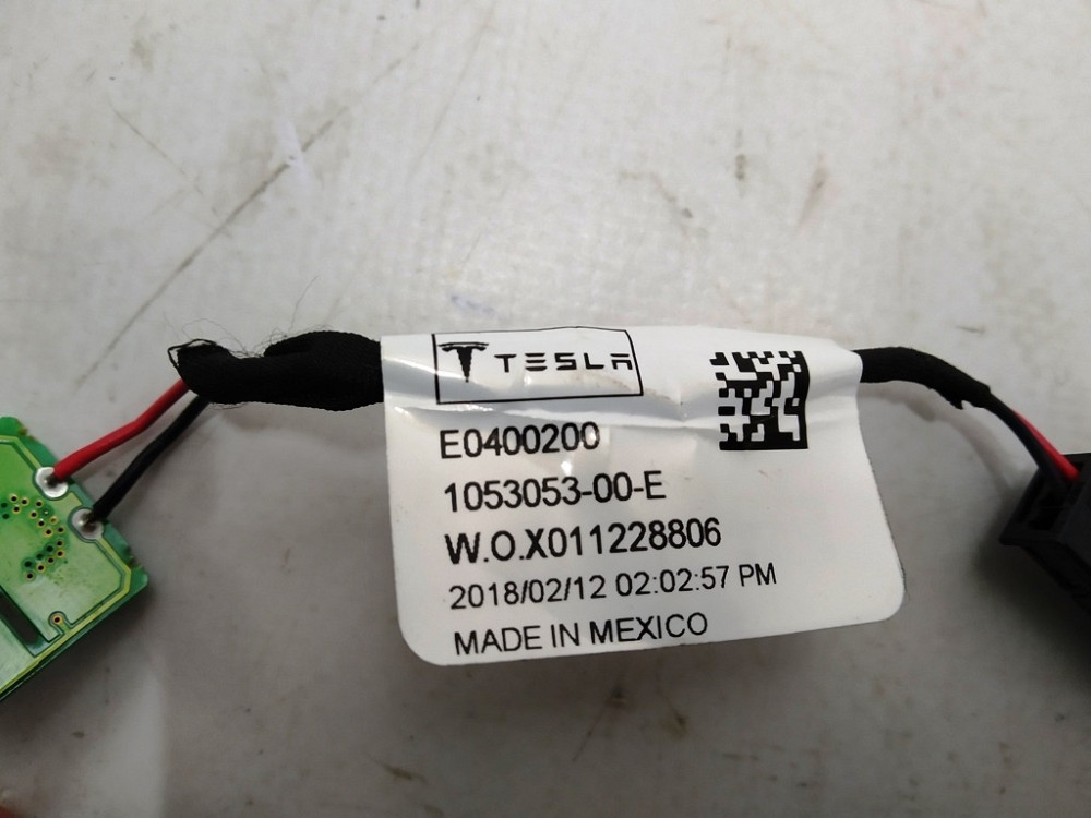 Элемент электропроводки подсветки двери передней левой Tesla model X 1053053-00-E Киев - изображение 3