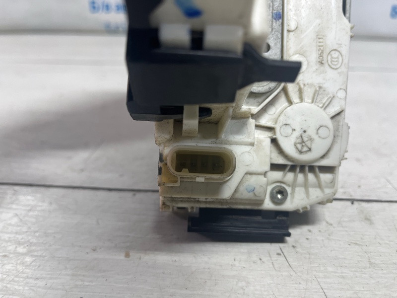 Замок двери передний правый Jeep Cherokee 2013-2019 4589916AE (Арт. 73983) Киев - изображение 6