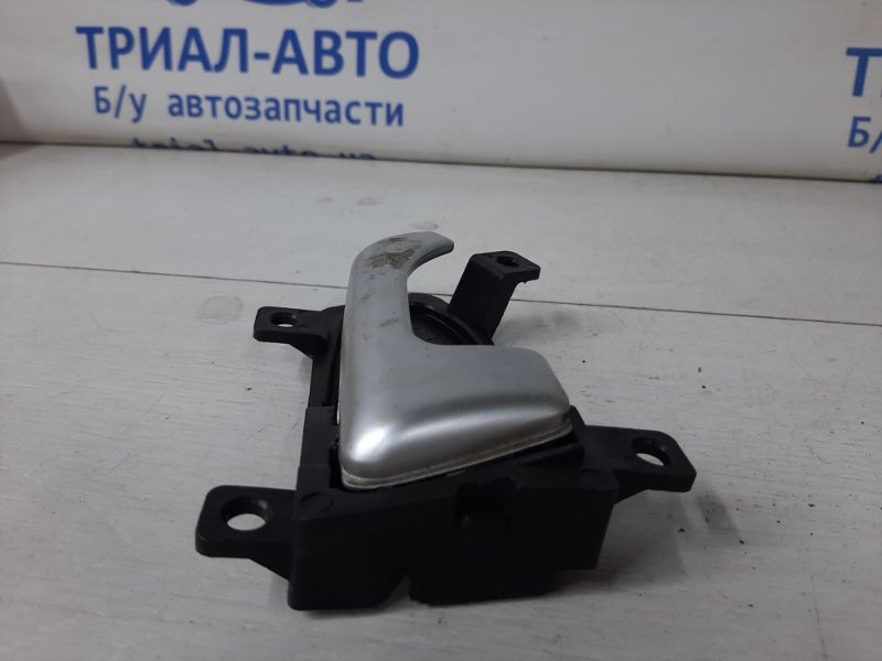 Ручка двери внутренняя правая Kia Sportage SL 1.7 DIESEL D4FD 2010 (б/у) Київ - зображення 3