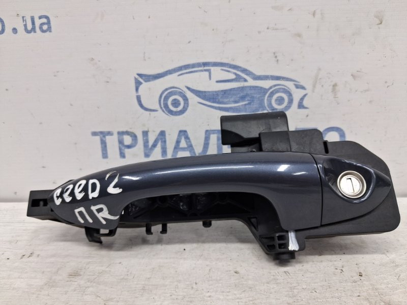 Ручка двери внешняя передняя правая Kia Ceed JD 1.6 DIESEL D4FB 2012 (б/у) Киев - изображение 1