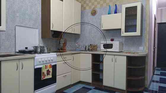 Оренда 1 к. кв. біля метро Позняки і ТРЦ Піраміда, вул. О. Мишуги 2. № 11987 Киев