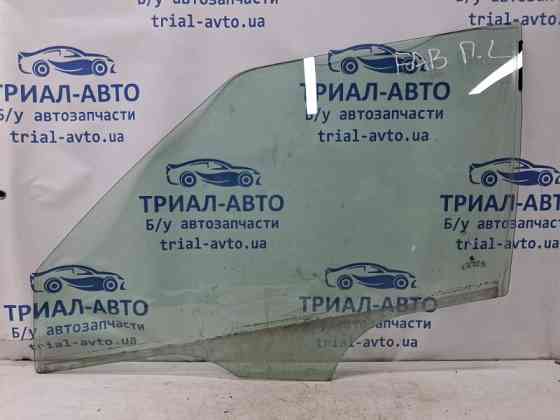 Стекло двери переднее левое Skoda Fabia 5J 1.4 DIESEL 2007 (б/у) Київ