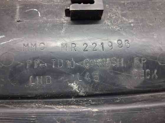 Дефлектор дворников Mitsubishi Pajero Sport 1996-2008 MR221996 (Арт. 64762) Київ