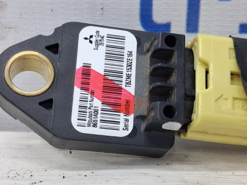 Датчик удара (AIRBAG) Mitsubishi Outlander XL 2.2 DIESEL 4HK 2007 (б/у) Київ - зображення 2
