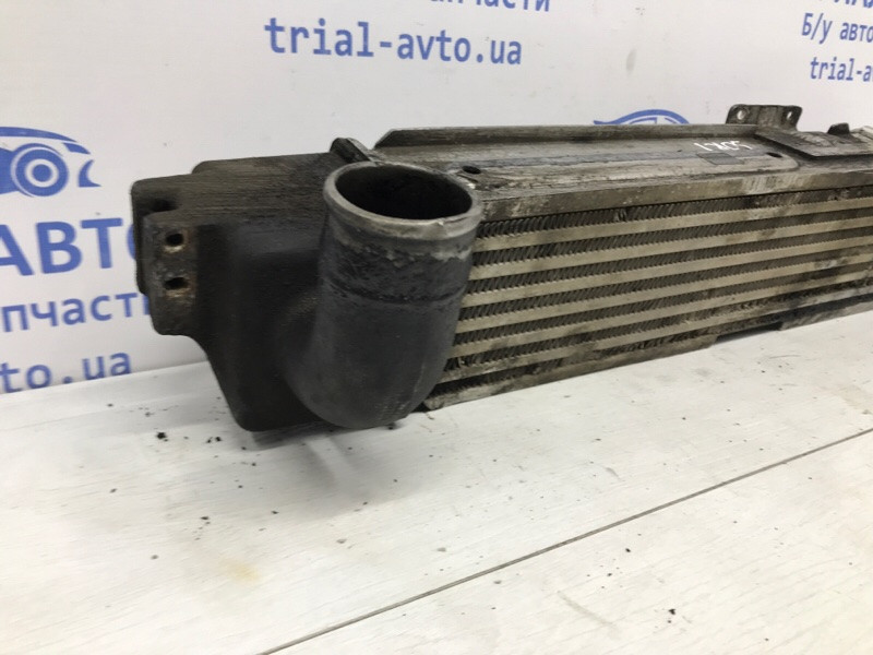 Радиатор интеркуллера Kia Sorento BL 2.5 DIESEL D4CB 2002 (б/у) Киев - изображение 2