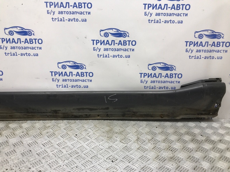 Накладка порога внешняя правая Mitsubishi Pajero Wagon 4 3.2 ДИЗЕЛЬ 4M41 2006 (б/у) Киев - изображение 3