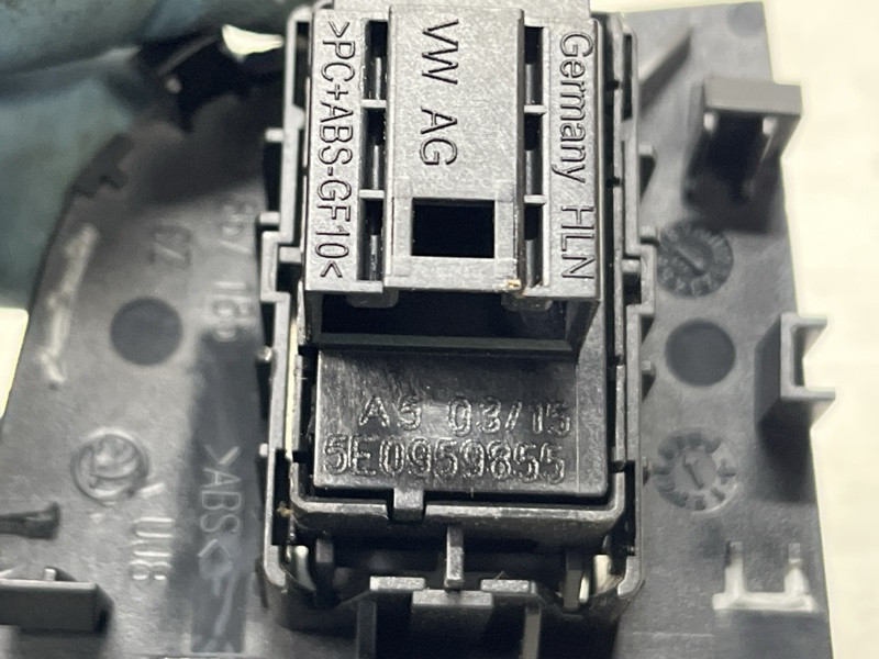 Кнопка стеклоподъемника Skoda Octavia 2013-2020 5E0959855 (Арт. 81744) Київ - зображення 5