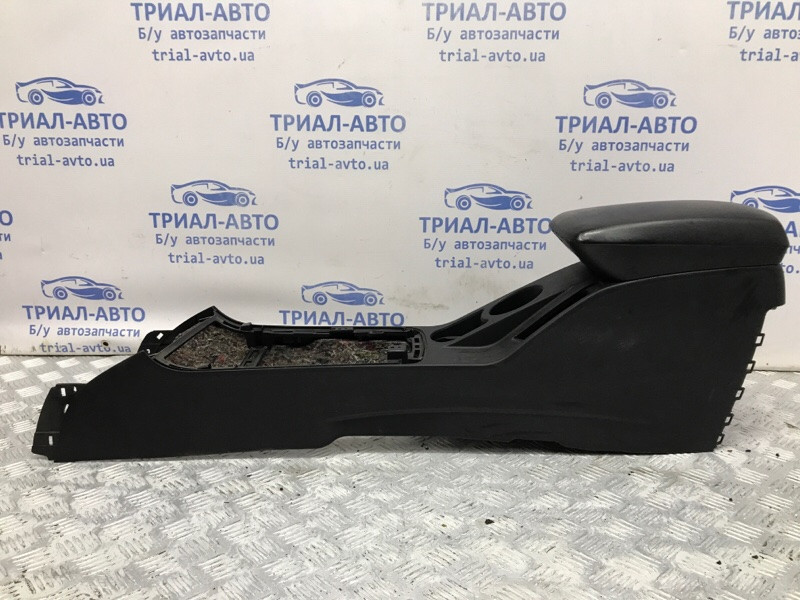 Подлокотник Kia Ceed 2006-2012 846101H0400Z (Арт. 54390) Киев - изображение 1