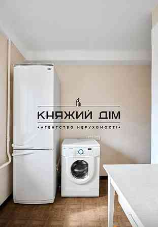 Продаж 2-кімнатної квартири, метро Академмістечко, код 21147147 Киев